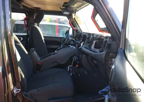 2021 Jeep Gladiator California Edition 4X4 from USA, damaged, VIN 1C6HJTAG1ML552552